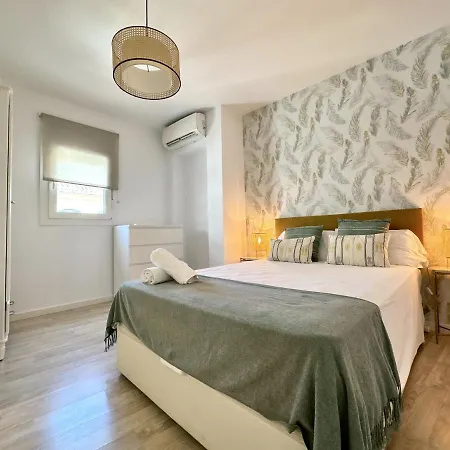 Santa Lucia 2 Bedrooms *