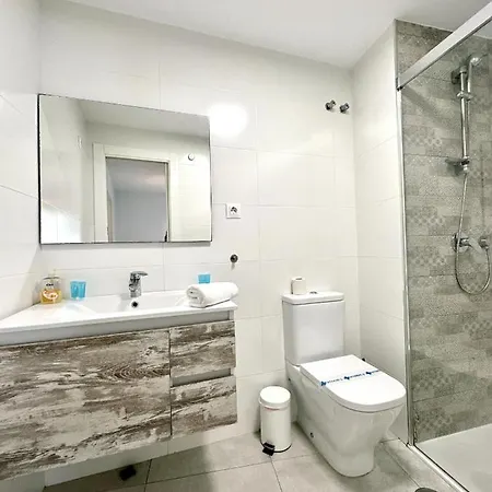 Apartment Santa Lucia 2 Bedrooms *